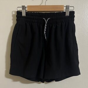 EUC Athleta Girl Black Athletic Shorts Large/12